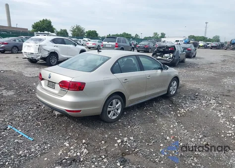 2013 Volkswagen Jetta Hybrid Sel z USA, uszkodzony, nr VIN 3VW637AJ3DM309706